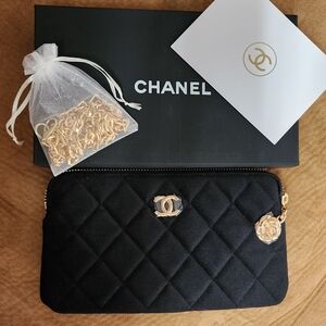 VIP CC Velvet Cosmetic Makeup Beaute  Pouch Bag Clutch GWP